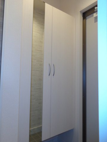 玄関　シューズボックス