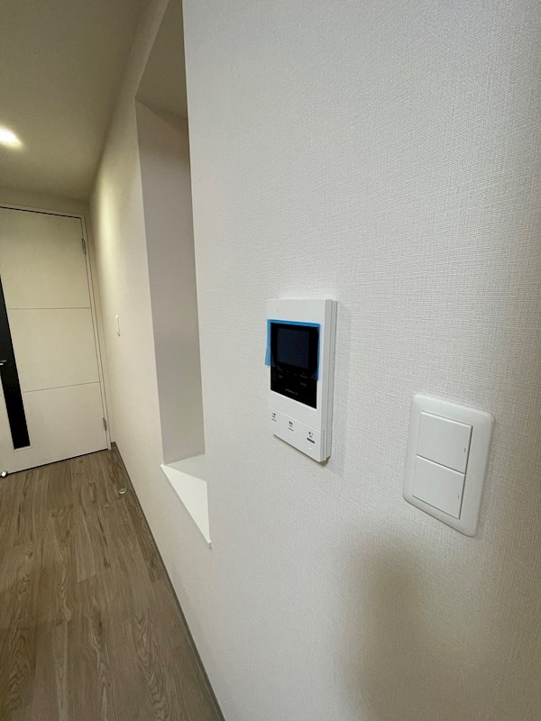 セキュリティ　TVモニター付きインターホンあり。来訪者の顔が確認できます。