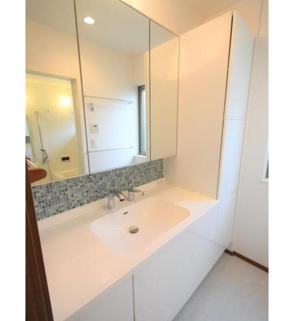 洗面設備　洗面所です