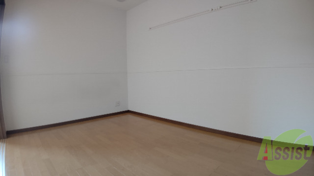 その他部屋・スペース　こちらは６帖の寝室です。シンプルで落ち着きのあるお部屋です。