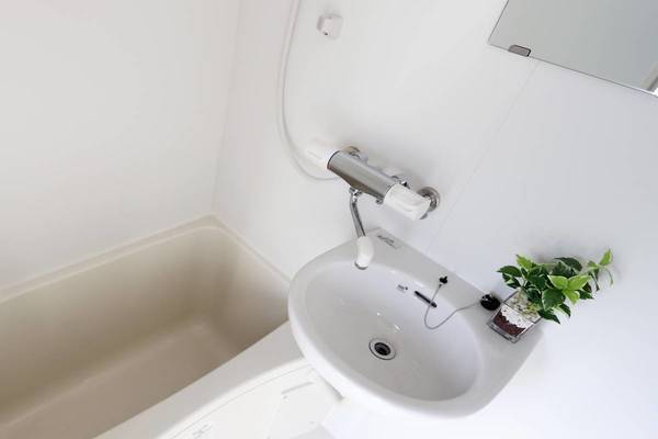 洗面設備　モデルルームの写真です