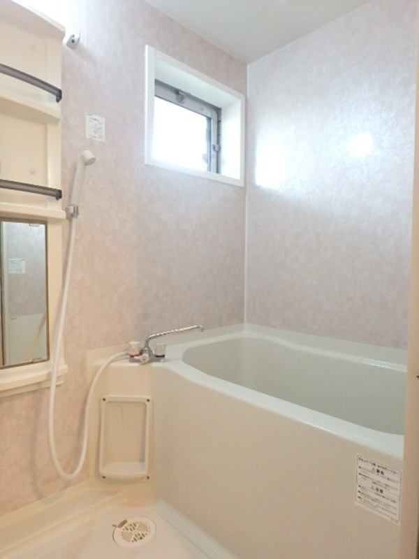 バス・シャワールーム　図面と現状に相違がある場合には現状を優先