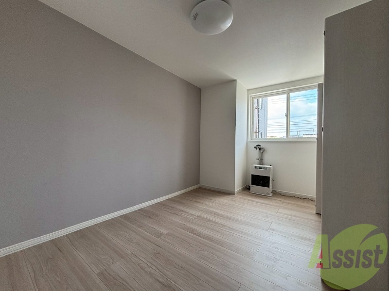 居室・リビング　広くてキレイなお部屋が広がっていて、充実した生活が送れそう。