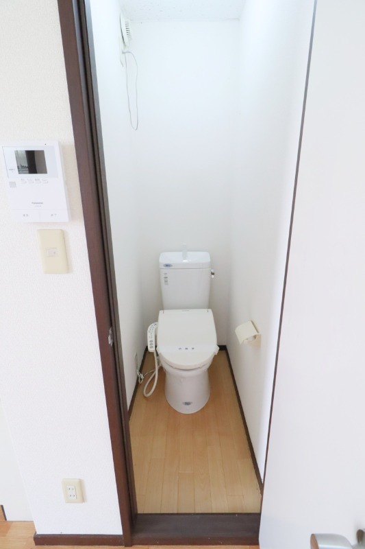 トイレ　図面と現状に相違がある場合には現状を優先