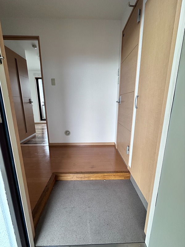 玄関　同タイプ別部屋