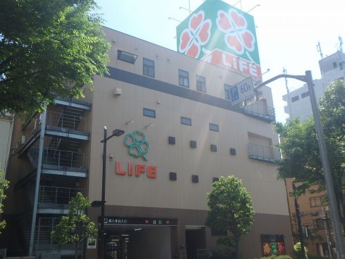 スーパー　ライフ 西蒲田店（スーパー）まで214m