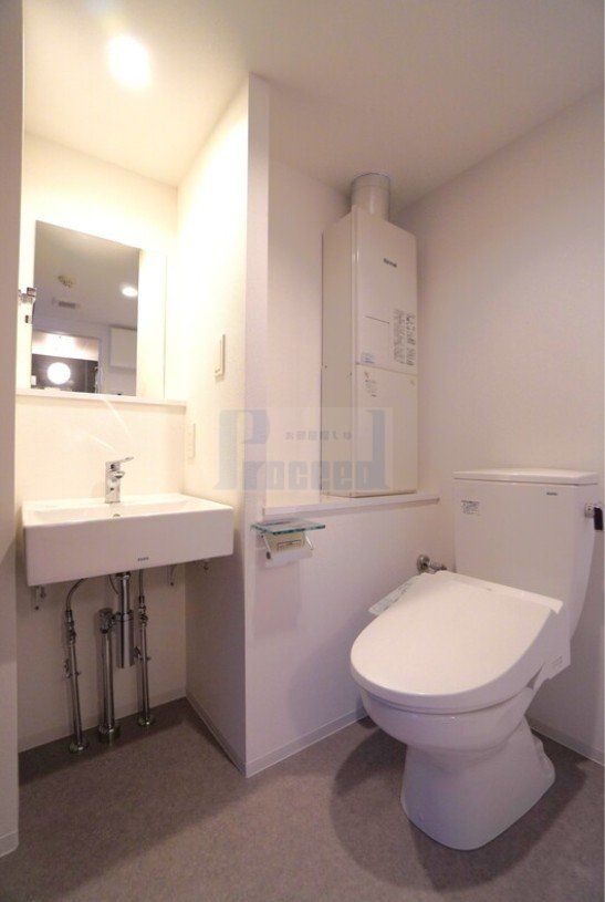 洗面設備　うれしい独立洗面台！