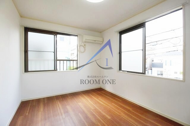 居室・リビング　洋室のお部屋です。