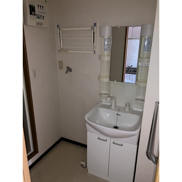 洗面設備　別部屋のお写真です。