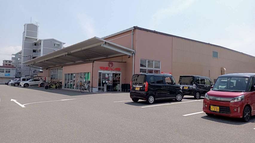 スーパー　明治屋ジャンボ市博多諸岡店（スーパー）まで563m