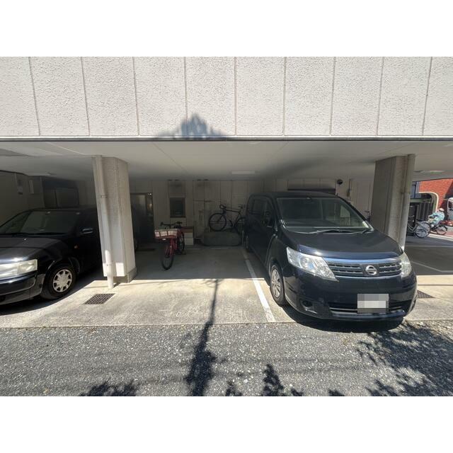 駐車場　共用部です