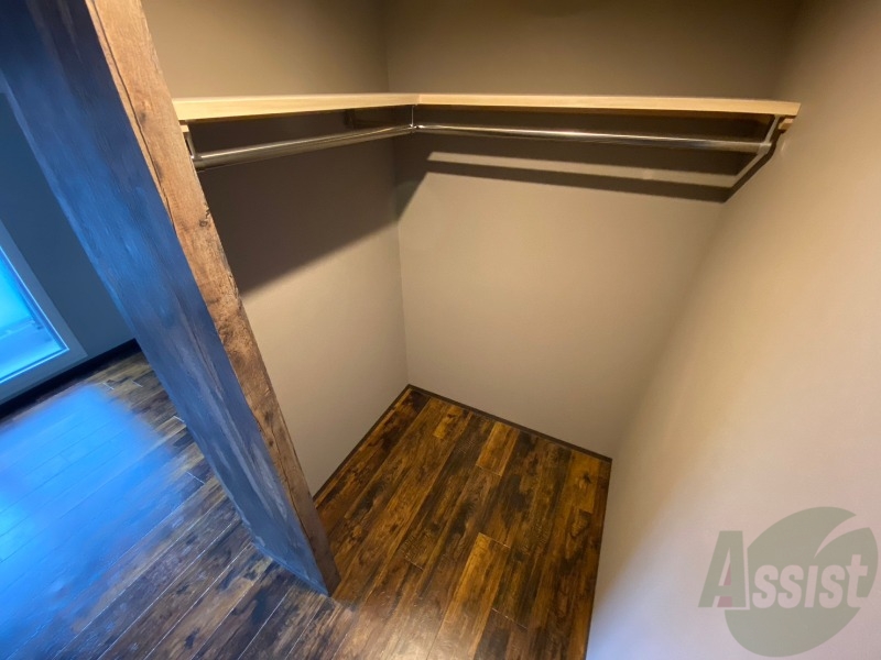 収納　たっぷり入るウォークインクローゼットです！