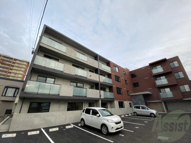 建物外観　札幌市豊平区月寒西１条「ＣＡＳＡＡＴ月寒」