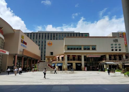 ショッピングセンター　深川ギャザリア（ショッピングセンター）まで823m