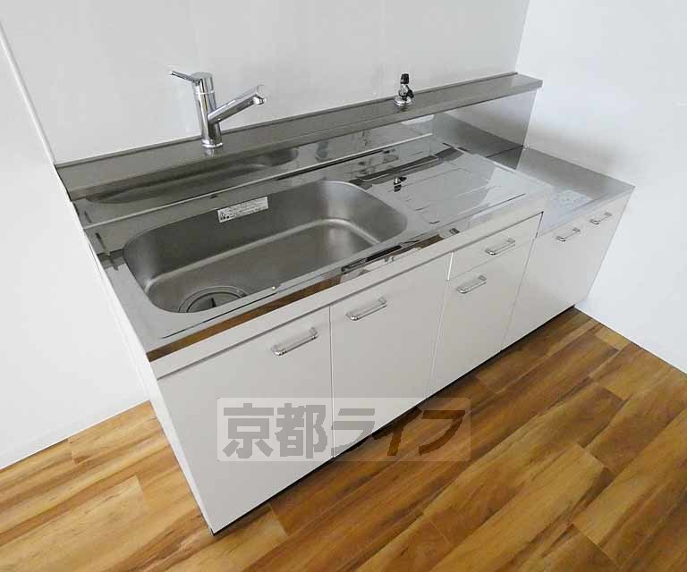 キッチン　ワイドサイズが嬉しいキッチン入ってます