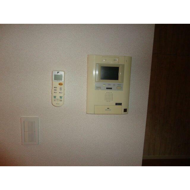 セキュリティ　モニター付きインターフォン有り
