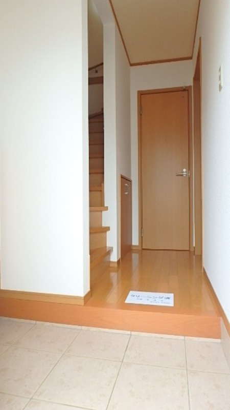 玄関　図面と現状に相違がある場合には現状を優先