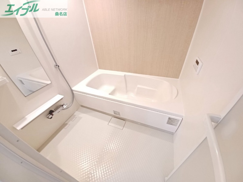 バス・シャワールーム　別部屋同タイプ