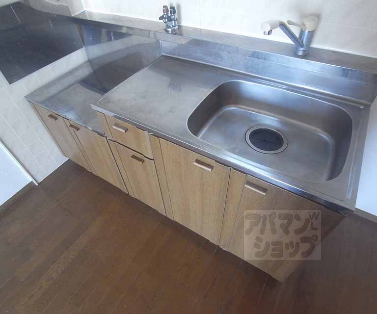 キッチン　２口コンロ設置可能です。