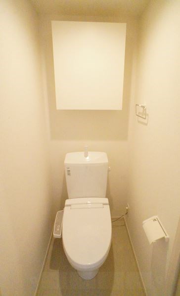 トイレ　毎日使うものだから、人に優しく清潔な温水洗浄機能付きトイレ