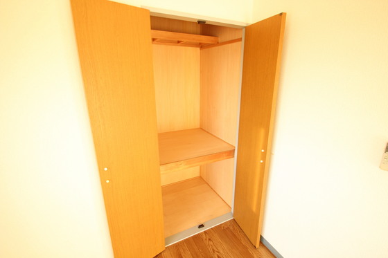 収納　※別部屋の写真です