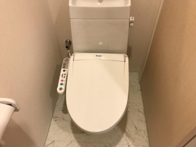トイレ　シャワー付トイレ