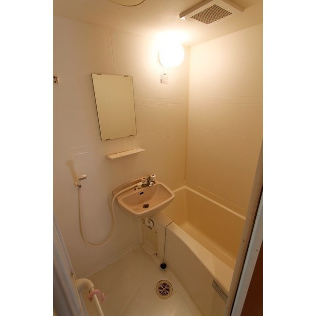 洗面設備　※別部屋の参考写真となります※現況優先※