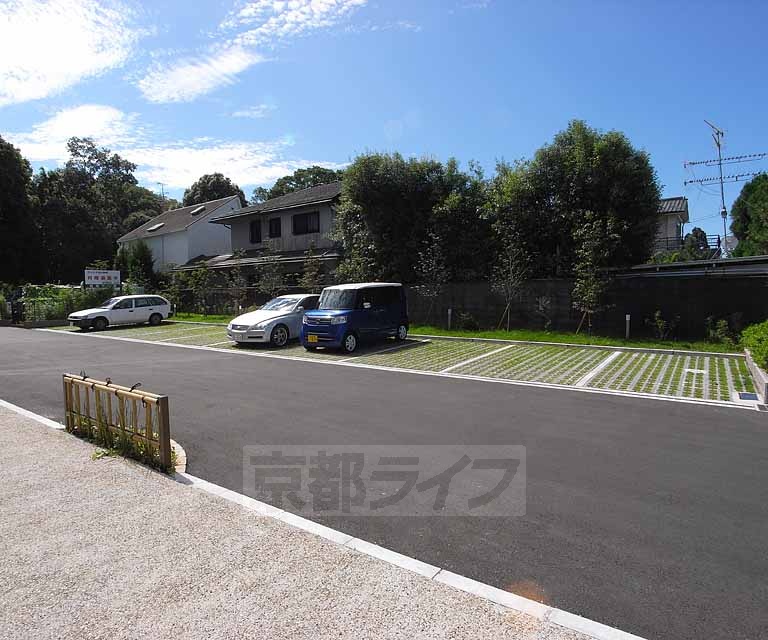 駐車場　広い駐車場も魅力の１つです。