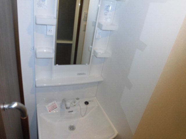 洗面設備　類似画像・現況優先