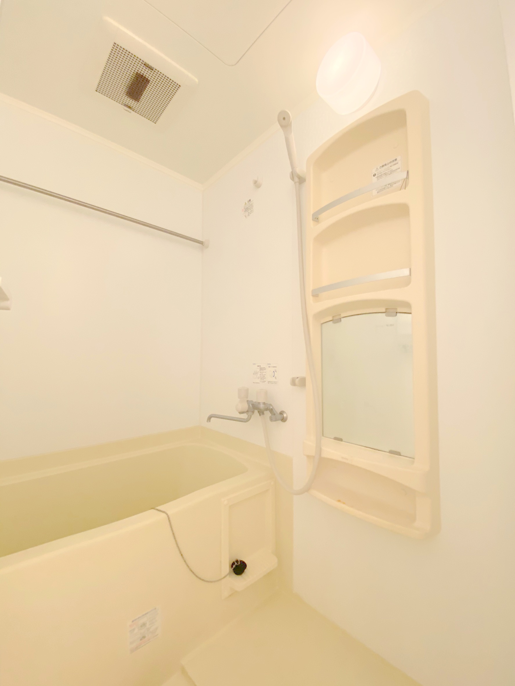 バス・シャワールーム　きれいなお風呂で快適バスタイム♪