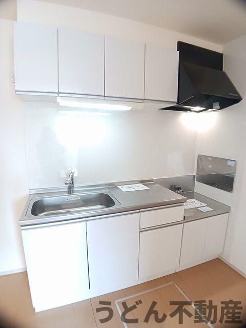 キッチン　うどん県のお部屋探しはうどん不動産へ うどんちゃんとLINE