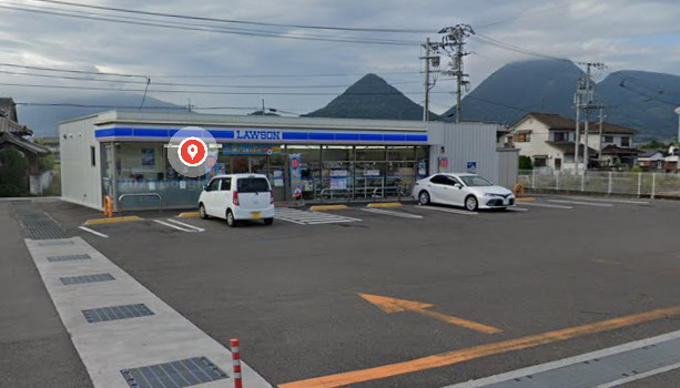 コンビニ　LAWSON(ローソン) 善通寺中村店（コンビニ）まで1613m