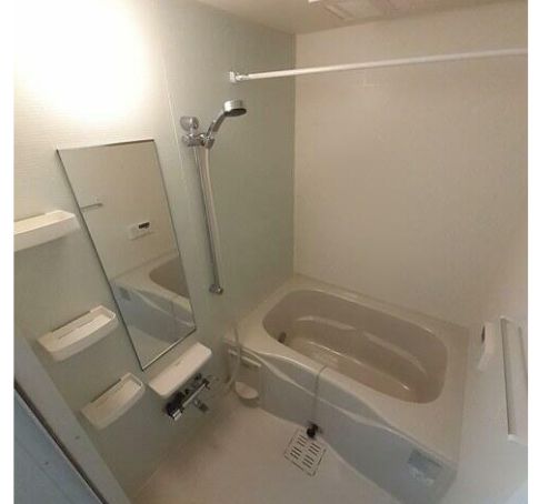 バス・シャワールーム　お風呂で日々の疲れを落としましょう