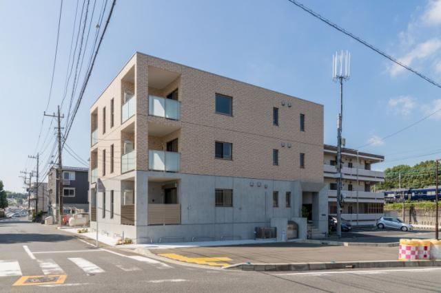 建物外観　外観タイル張りです