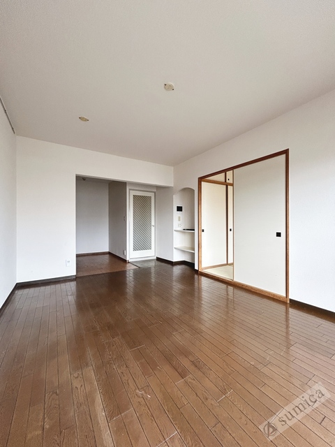 居室・リビング　リビング１４帖・レイアウトは自由自在♪♪