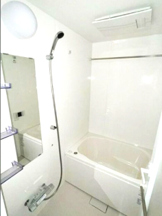 バス・シャワールーム　※別部屋参考写真