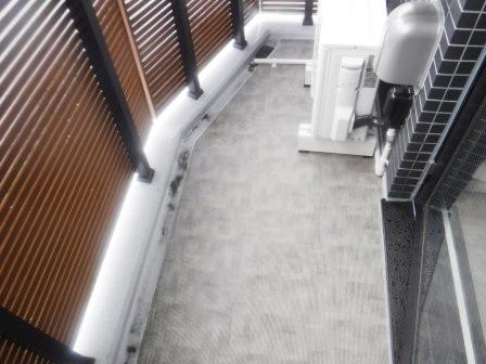 バルコニー　陽当たり良好なバルコニーです