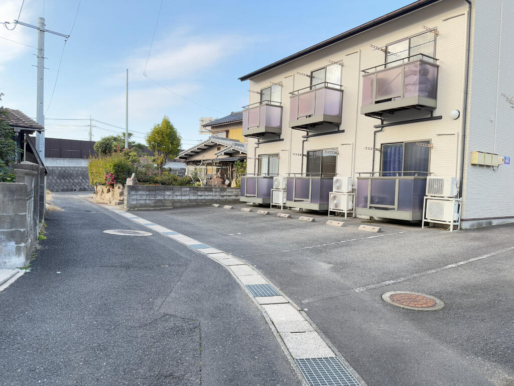 駐車場　平面駐車場！