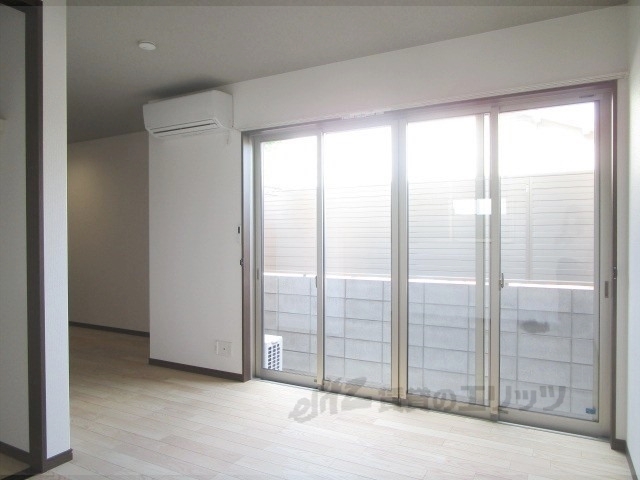 居室・リビング　洋室