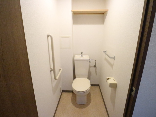 トイレ　トイレ