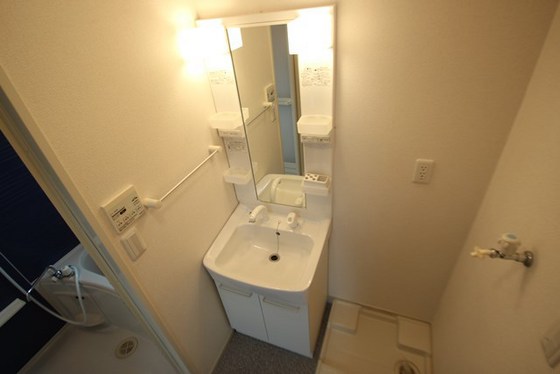洗面設備　※別部屋の写真です