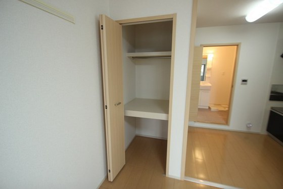収納　※別部屋の写真です