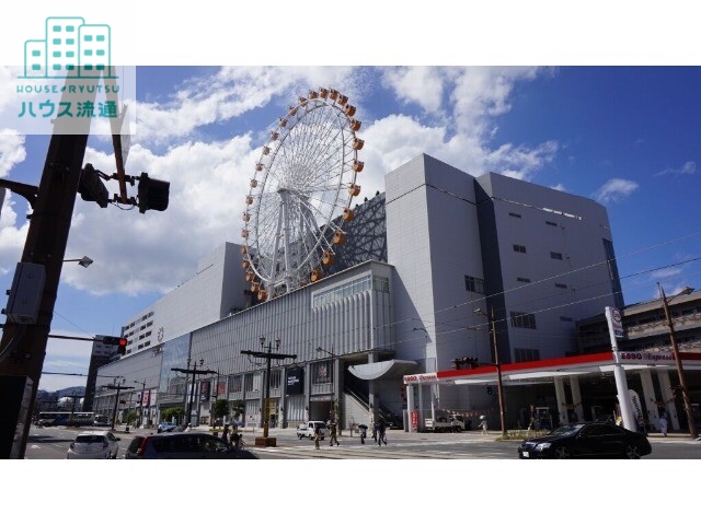 スーパー　レッドキャベツみらい長崎ココウォーク店（スーパー）まで1095m