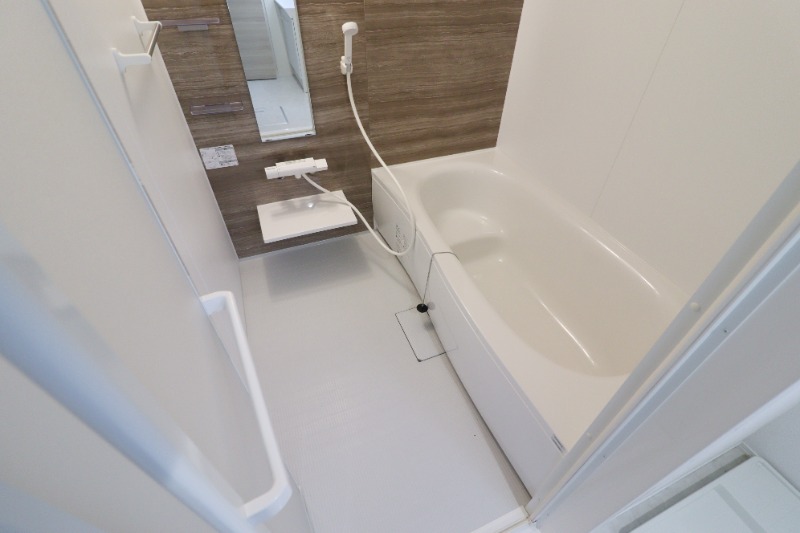 バス・シャワールーム　図面と現状に相違がある場合には現状を優先