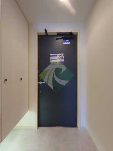 玄関　レジディア中落合　B棟