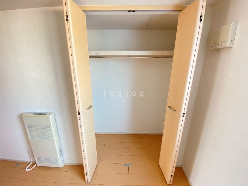 収納　洋室２　収納