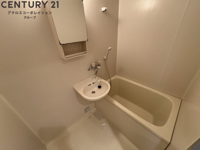 バス・シャワールーム　落ち着く空間のバスルーム♪