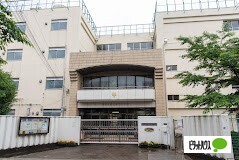 中学校　世田谷区立駒留中学校（中学校）まで393m
