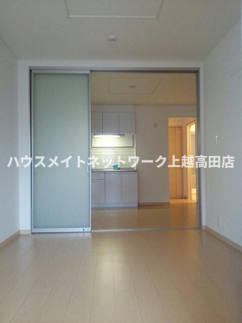 居室・リビング　洋室