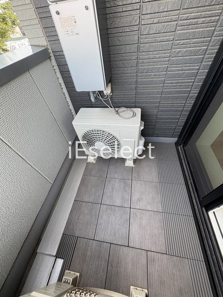 バルコニー　お洗濯物はこちらで